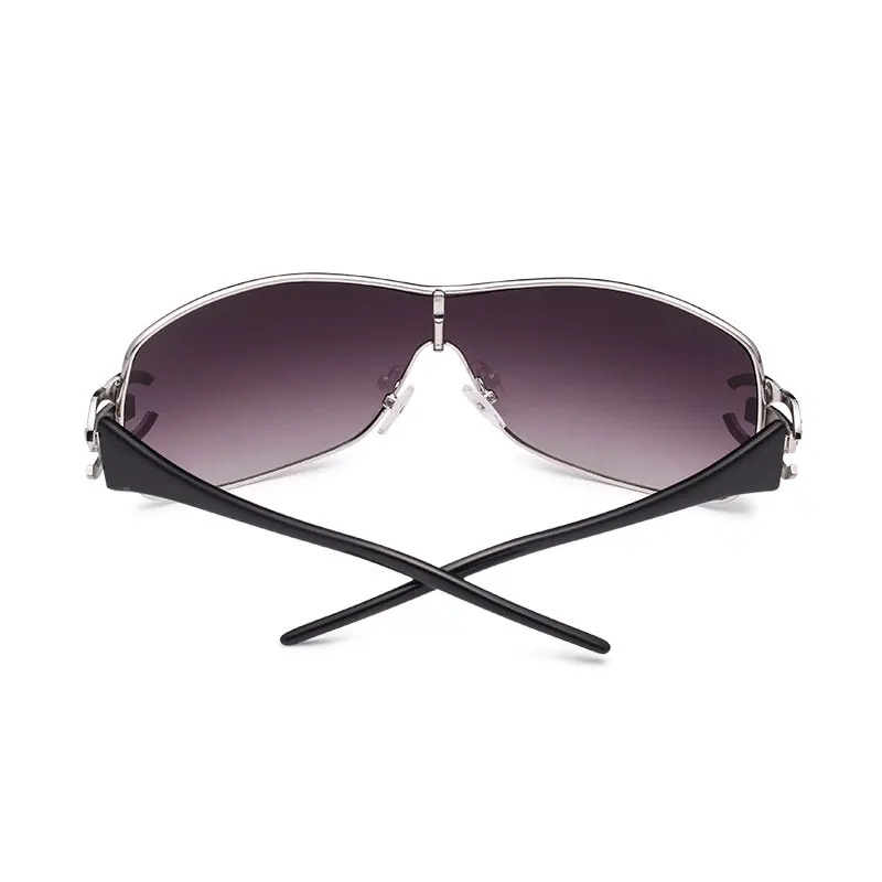 HUHAITANG Luxury Oversized Diamond Sunglasses Women Brand Elegant Goggle Sunglass For Womens Italy Designer Sun Glasses Ladies