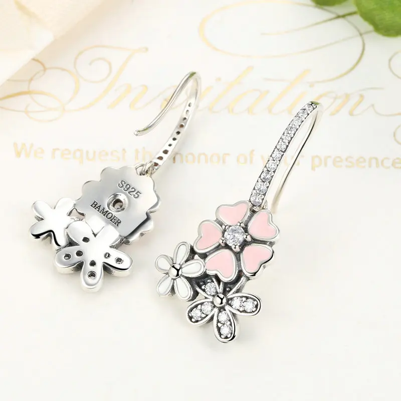 Серьги на крючках с розовым цветком "Поэтическая маргаритка" и вишневым цветком из настоящего серебра 925 пробы, женские украшения.