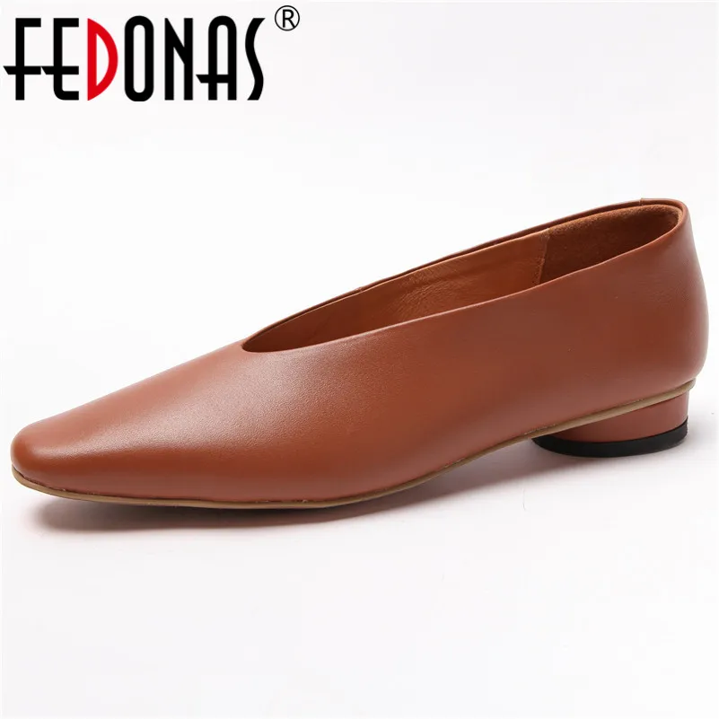 Женские туфли лодочки FEDONAS классические из натуральной кожи с острым носком на