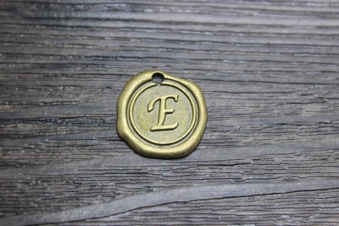 25 шт./лот 19 мм винтажные Бронзовые Подвески с буквами в виде букв алфавита