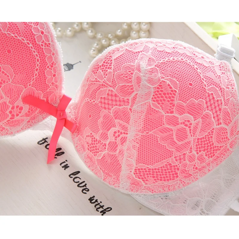 Комплект женского кружевного нижнего белья с чашками пуш ап|push-up padded bra|set lacelace