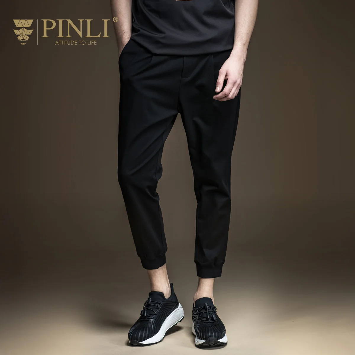 Мужские повседневные трикотажные брюки Pinli Pinly светло коричневые средней длины