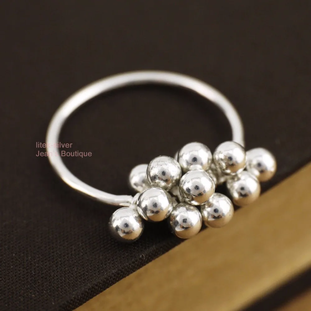 Женское серебряное кольцо с маленькими 3 мм шариками и кисточкой A3200|tassel ring|little