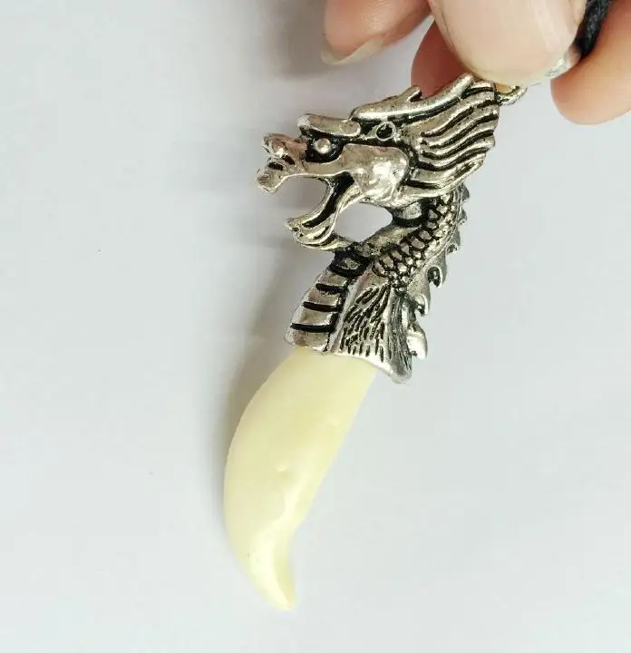 12 pcs Vintage Tibetan White RARE TOOTH PENDANT NECKLACE HOLY MYTHICAL MAGIC AMULET DRAGON HEAD | Украшения и аксессуары
