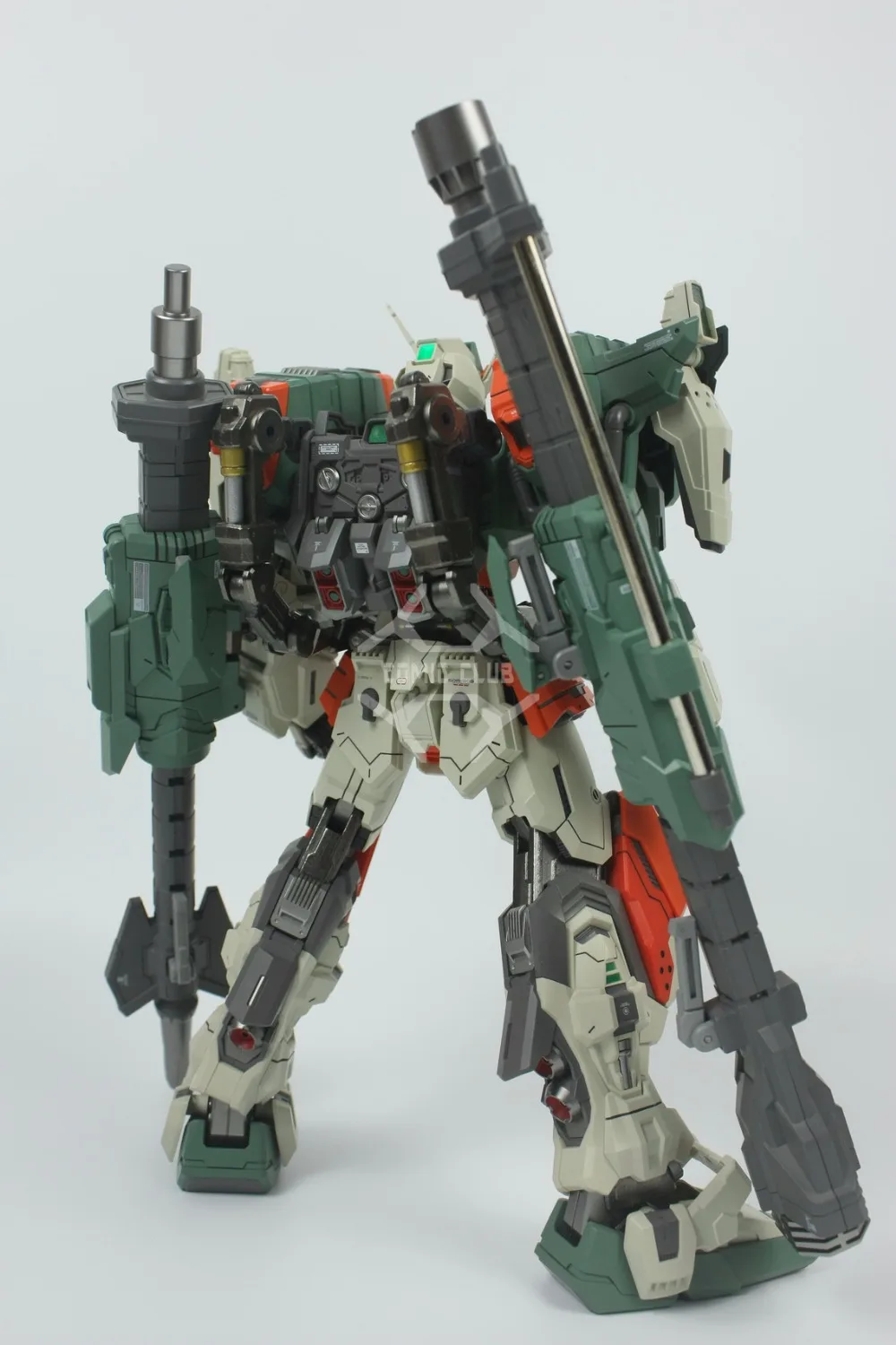 Comic Club 1/72 moshow ядовитые игрушки Buster Gundam модель металлическая конструкция содержит светильник