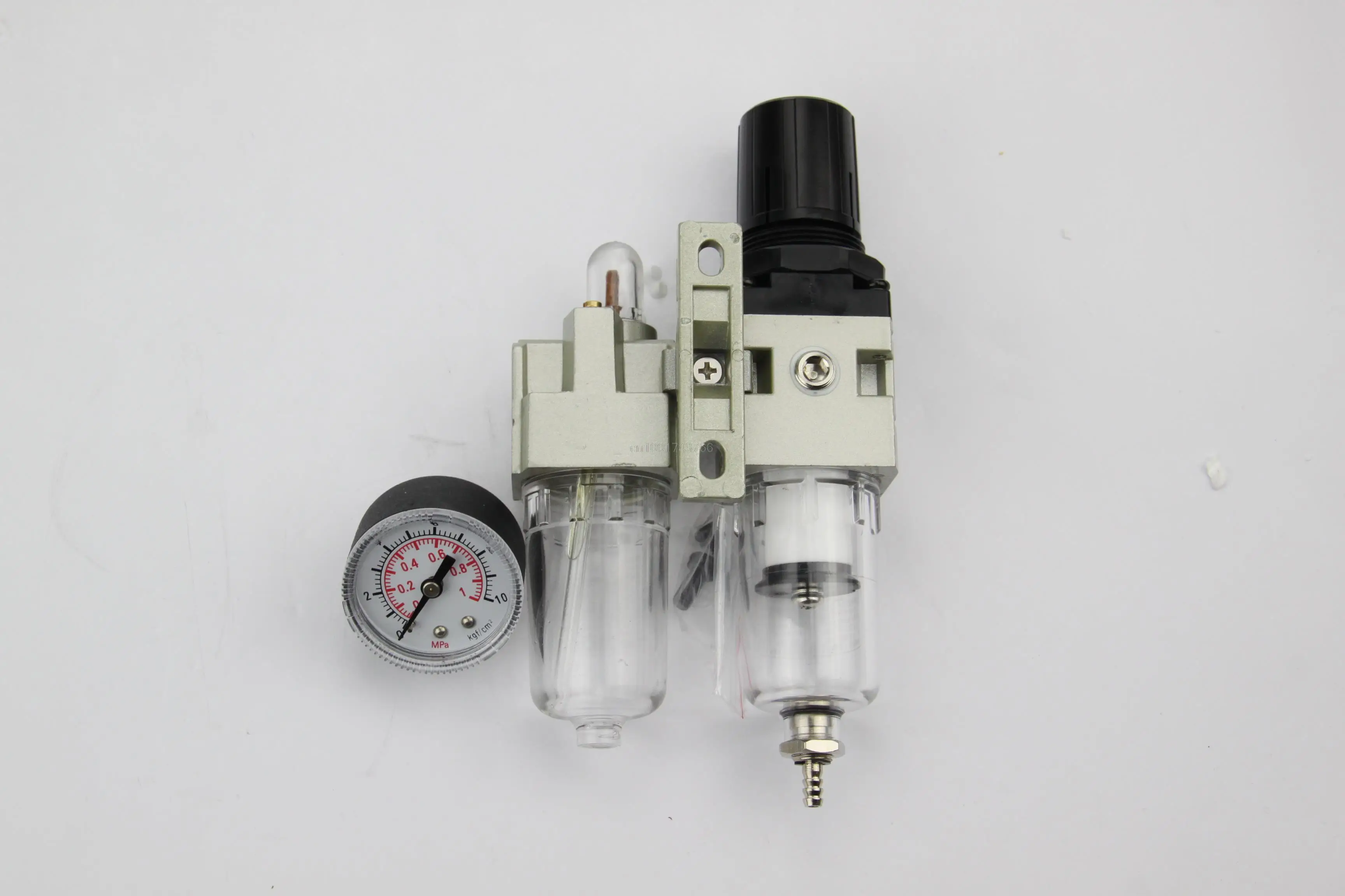 AC2010-01A 1/8&quotPT SMC manual drain type air filterSNS pneumatic components gas source processor two joint oil-water separator |