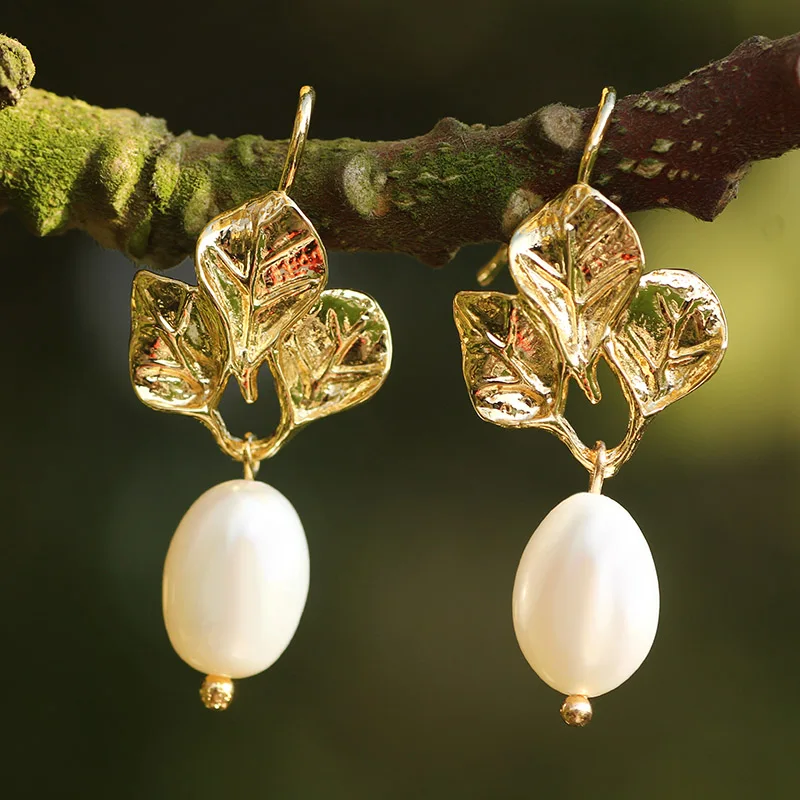 

FARLENA Jewelry New Gold Color Leaf Drop Earrings for Women High Quality Fashion Elegant Freshwater Pearl Earrings