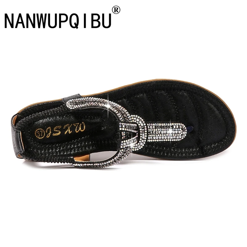 Сандалии на танкетке с кристаллами Новинка лета 2019 Пляжная удобная модная обувь