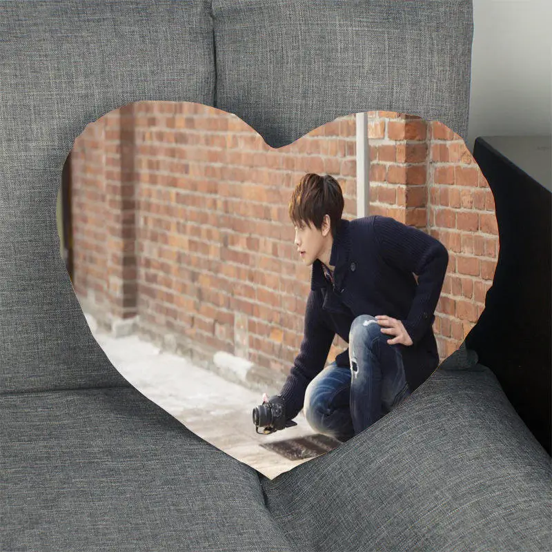 

2020 New Kpop Pillow Case Rain Heart Shape Satin Fabric Pillow Cover For Home Bedroom Wedding decorate Pillow Cases