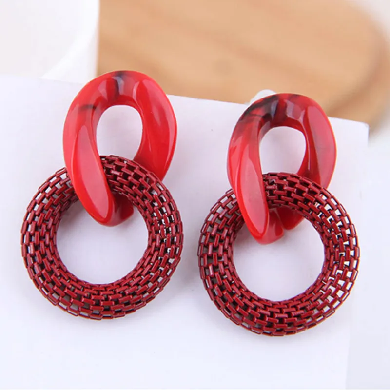 Женские акриловые серьги с подвеской большие круглые геометрической цепочкой