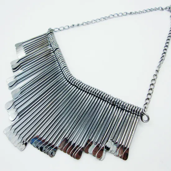Новое модное объемное металлическое ожерелье с бахромой вдохновение от