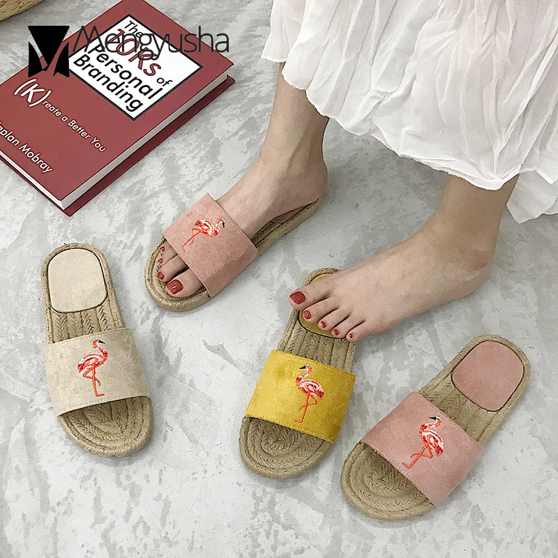 Женские сандалии на мягкой подошве с рисунком фламинго из флока тиснением для