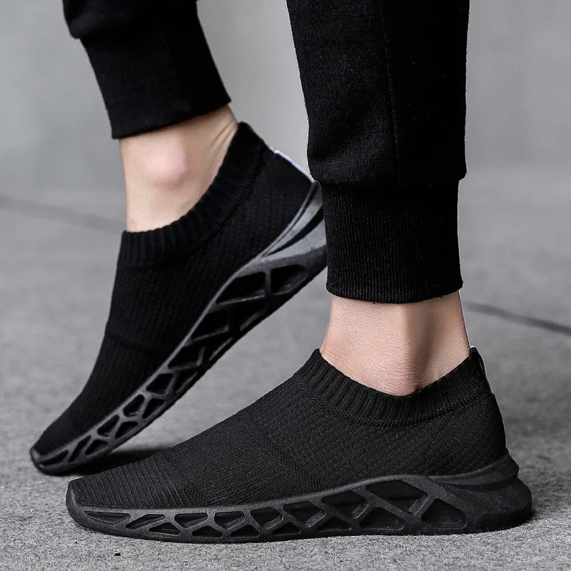 Черный Мужская обувь; летние кроссовки Flyknit; дышащая повседневная обувь; лоферы на плоской подошве; мужские теннисные легкие удобные Прогулочные кроссовки - Цвет: Черный