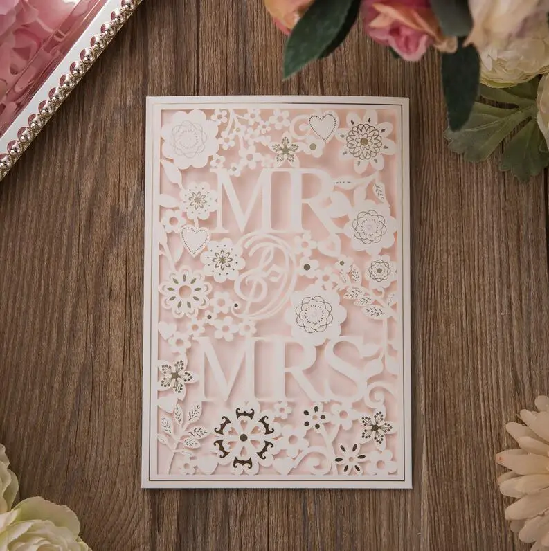 Only White Cover 50pcs White Gold Blue Laser Cut Wedding Invitations Card MR&MRS Elegant Greeting Cards Envelopes Wedding Party Favors Decoration - Цвет: Only White Cover