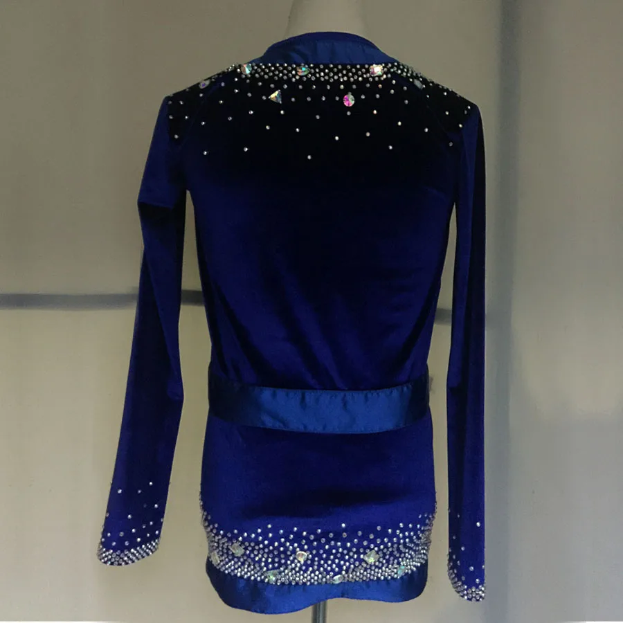 Мужские топы для латиноамериканского танца 6 цветов выступления Джентльмена, показывающие одежду взрослых оригинальных мужчин Q7023 on.