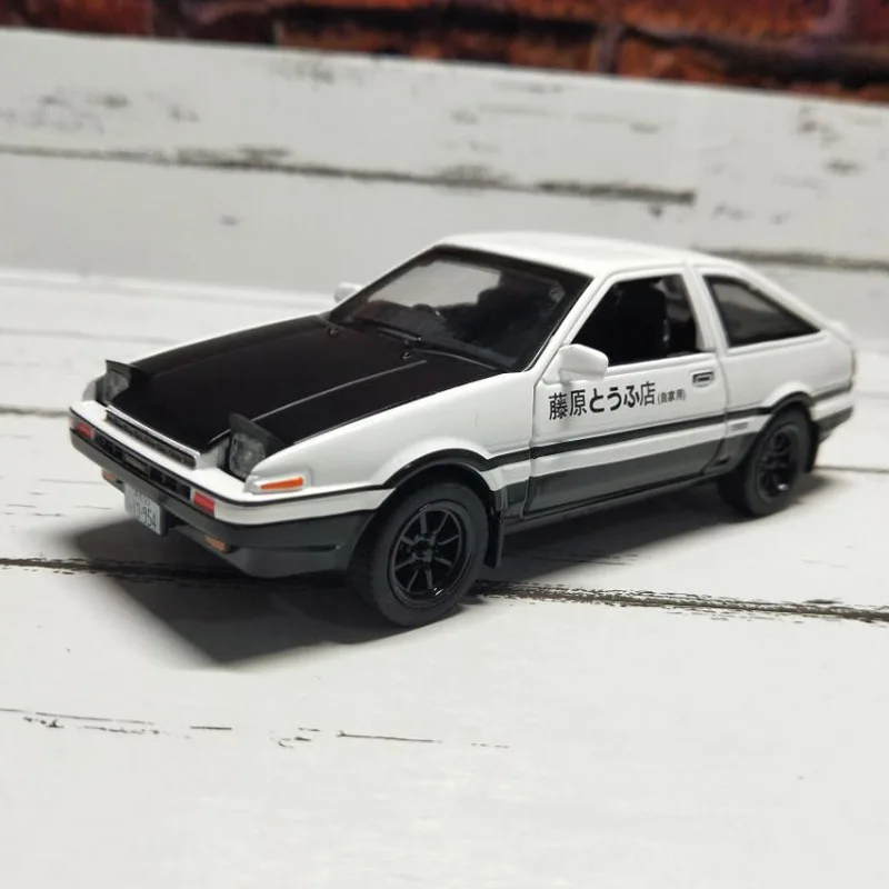Игрушечные машинки D AE86 Литые металлические автомобили модель автомобиля Inital RX7