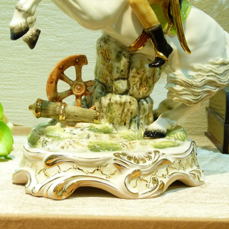 Ретро Высококачественная Европейская керамическая статуя рыцаря Наполеона