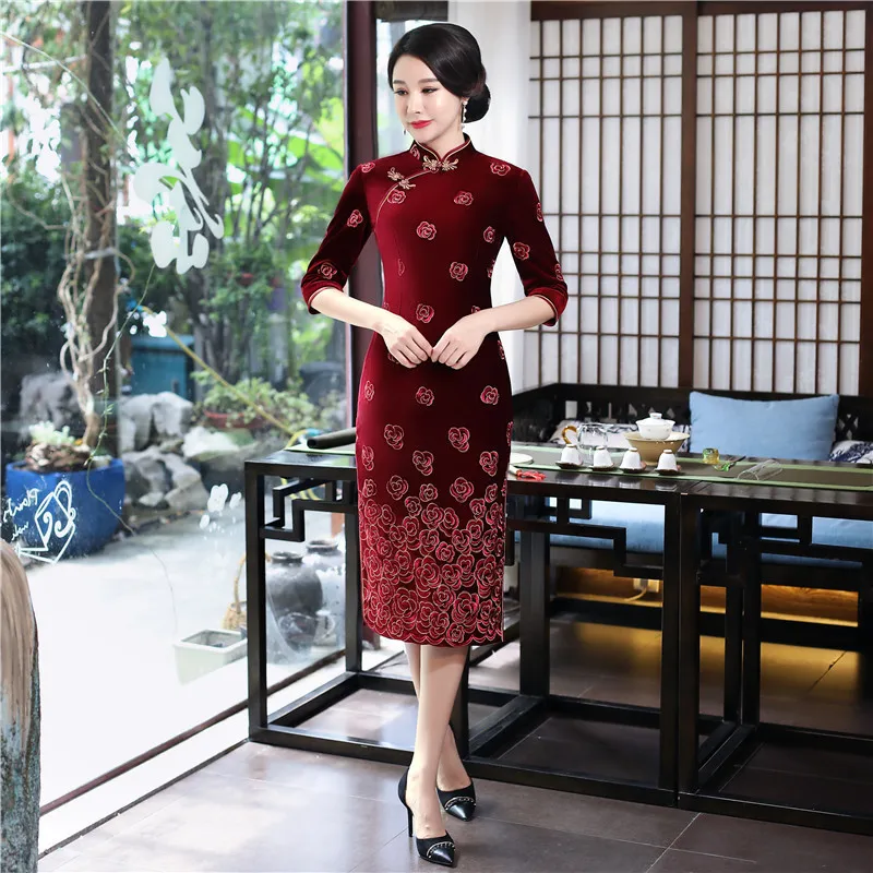 Классическая Вышивка восточных леди бархат Cheongsam Осень зима теплая сценическое шоу длинный Qipao большой размер китайское платье 3XL 4XL