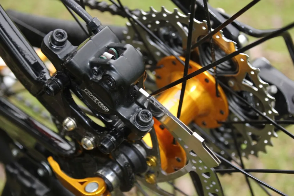 Велосипедные дисковые тормозные колодки ассистент для монтажа инструмент