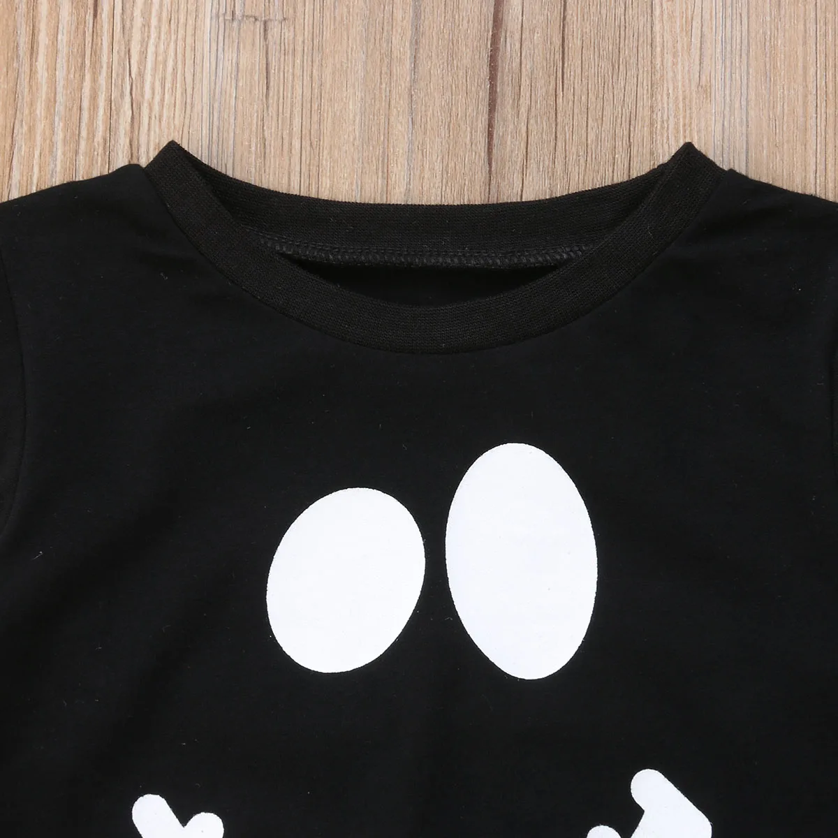 Комплект одежды для маленьких мальчиков на Хэллоуин с черным свитером футболка