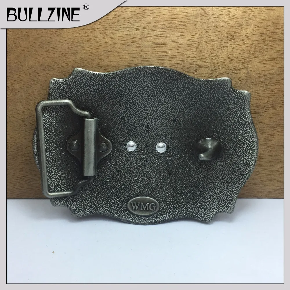 Пряжка ремня Bullzine с надписью D оловянной и золотистой отделкой FP-03687-D подходит для