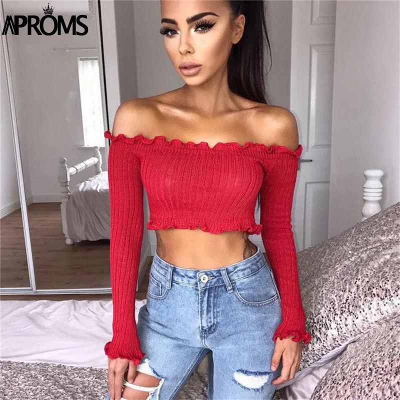 Aproms белый вязаный Топ Sexy с плеча оборками Безрукавки для женщин Для женщин короткие Футболки для девочек вязать футболка Повседневное 90 s Прохладный уличной топики женские