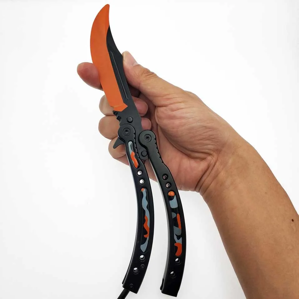 Swayboo CS GO Karambit складной нож бабочка выцветает красочная бабочка в ноже doppler обучение без края вой практический инструмент - Цвет: Orange black