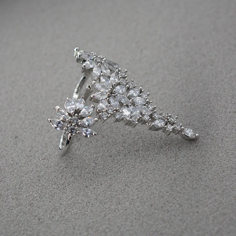 HIBRIDE элегантная форма в виде цветка массивное женское кольцо с геометрическим