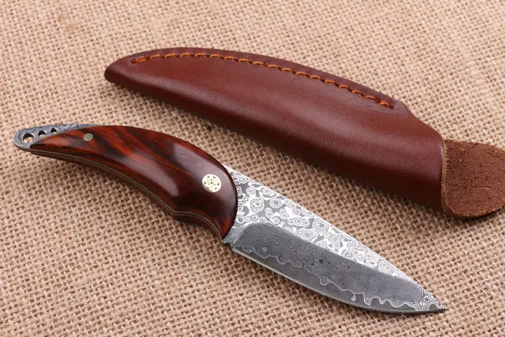 Дамасские охотничьи ножи красные сандалии с деревянной ручкой маленький прямой