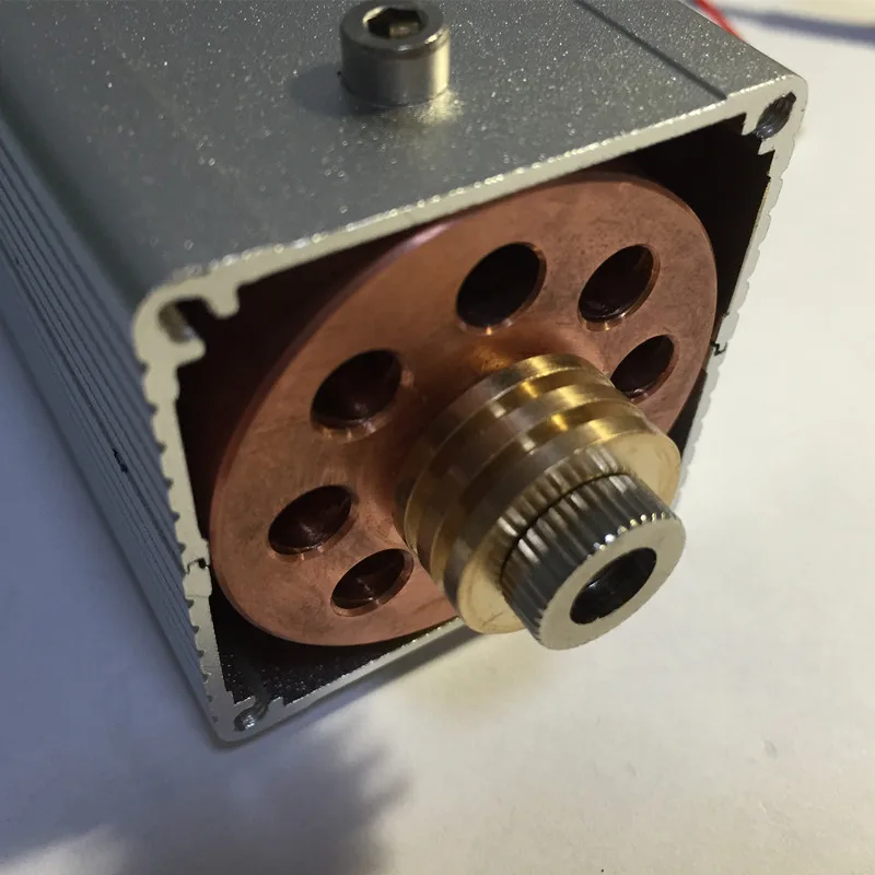 

5500mw 12V high power laser module, 450nm blue-violet light, adjustable focus, copper cooling, long working hours, 50mm big fan