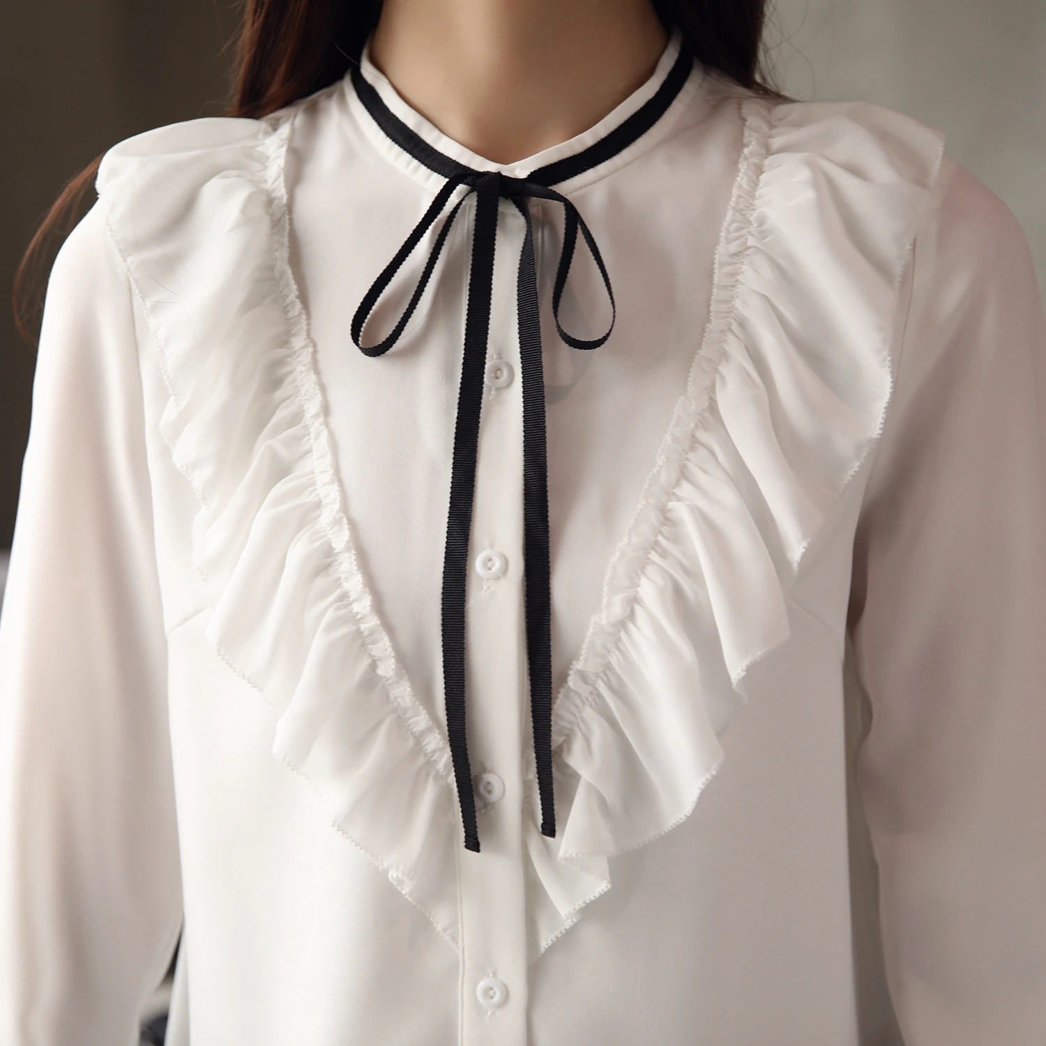 JLZXSY 2018 Spring OL Elegant Women Chiffon Blouse Dot Print Bow Tie Ruffles Collar Shirts Casual Long Sleeve College Shirt Tops |