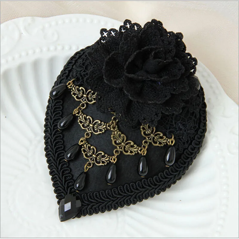 Готический дворец Благородный черный вечерний наряд маленькая шляпа женская