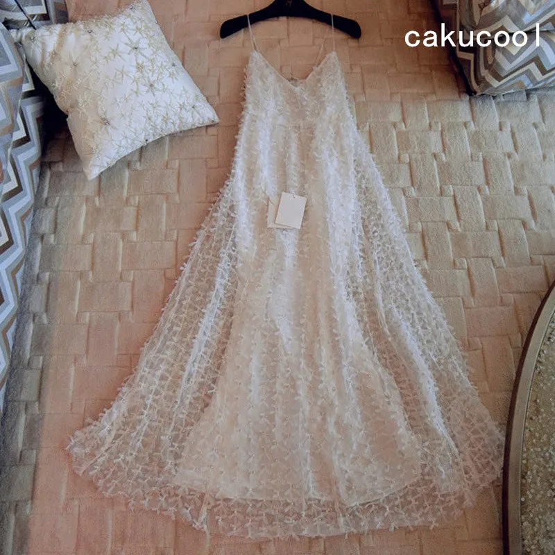 Женское платье на бретельках-спагетти Cakucool белое длинное ТРАПЕЦИЕВИДНОЕ ПЛАТЬЕ