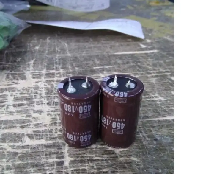

2pcs capacitor Hard feet series aluminum electrolytic capacitor v180uf 180 uf450v specification: 25 * 40