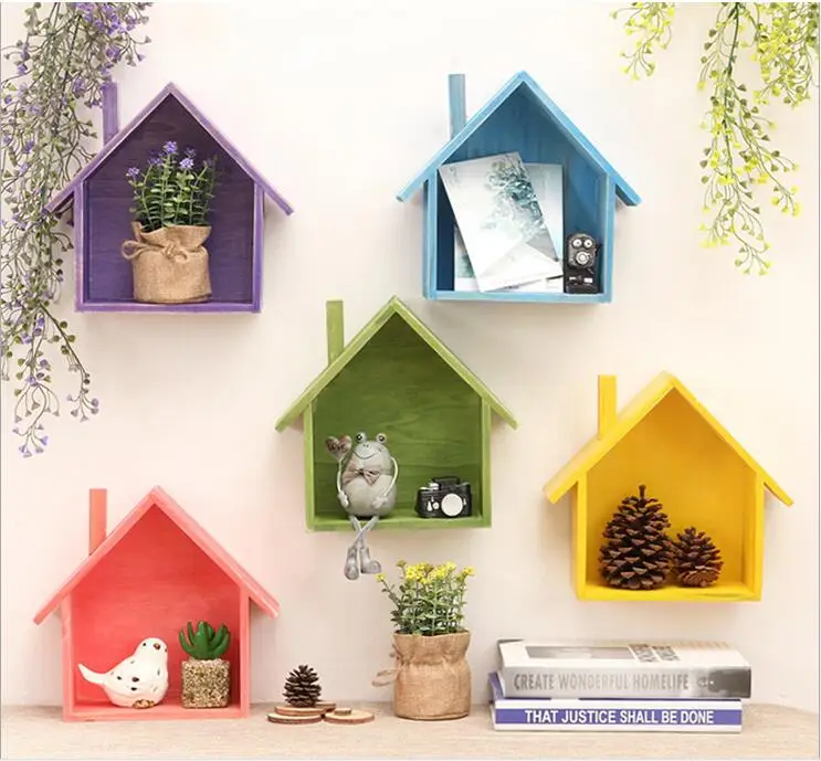 

Wooden Wall Hanger Storage Box House Shape Wall Shelf Sundries Storage Case Wooden Magazine Holder Home decor Mix Color