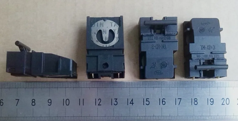 

TM-XD-3 125C AC 100-240V 13A
