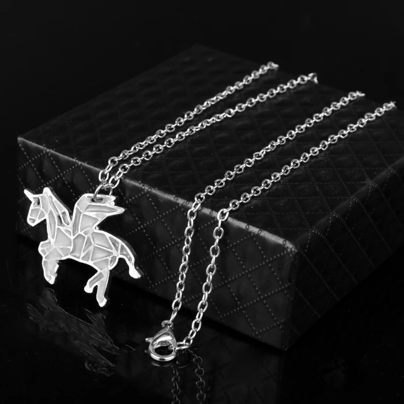 Популярное женское модное светящееся ювелирное изделие в темном Роге подвеска