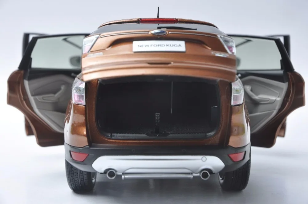 1:18 литая модель для Ford Kuga Escape коричневый внедорожник игрушечный автомобиль миниатюрная Коллекция подарков