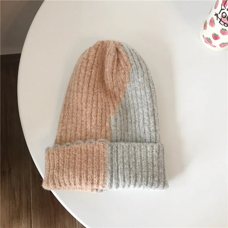 

Autumn And Winter Unisex Warm Knit Hat Women fashion Stitching color Flanging Hat Men outdoor casual Skullies Beanies Cap Z197