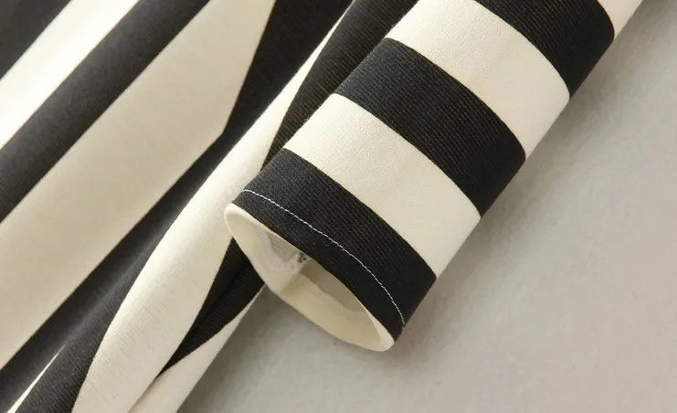 Фото Free Shipping! 2014 New Fashion Women Hot Sale High Quality Black White Long Sleeve Asymmetrical Striped Dress Женская одежда Free Shipping! 2014 New Fashion Women Hot Sale High Quality Black White Long Sleeve Asymmetrical Striped Dress Женская одежда