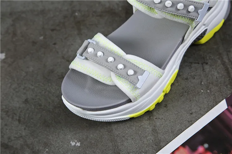Sandalias mujer/ г.; обувь; женские босоножки на платформе; сезон лето; Новинка; модная Брендовая женская обувь на массивном каблуке; chaussures femme; пляжные сандалии