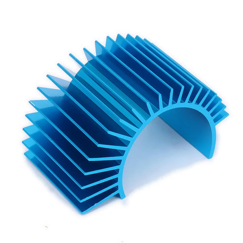 Радиатор охлаждения двигателя теплоотвод верхний вентилируемый Размер 540 545 550