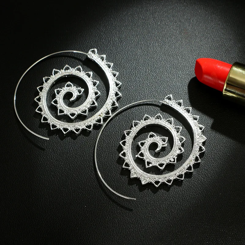 2018 модные Мода серьги Личность Круглый Спиральные преувеличены джакузи Шестерни