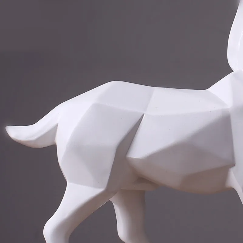 

Modern Abstract White Horse Statue Resin Ornaments Home Decoration Accessories Gift Geometric Resin White Horse Sculpture