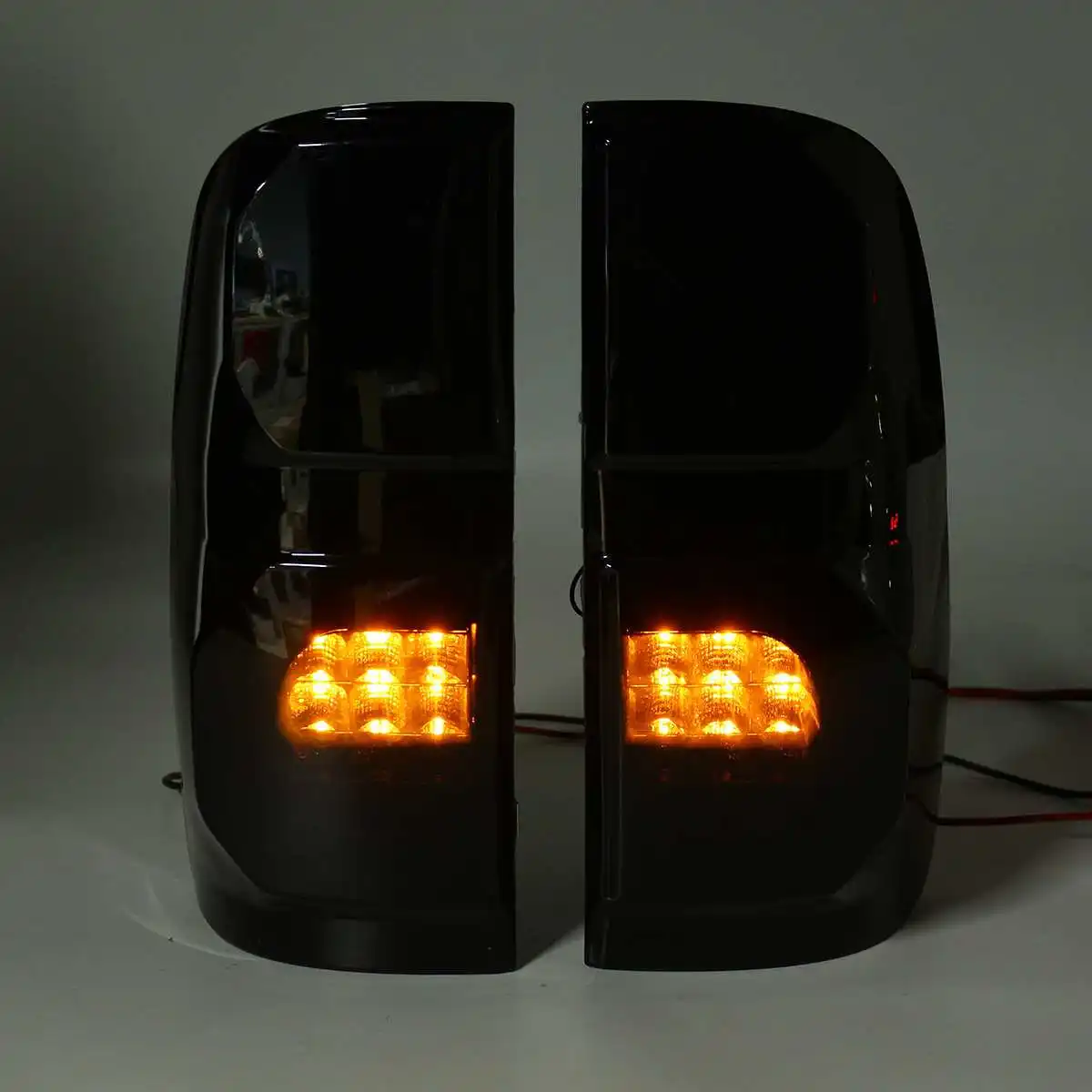 Smoke Led Tail Light For Toyota Hilux Vigo KUN26 SR SR5 Workmate 2004- Taillight Rear Reverse Brake Light Lamp Turn Signal