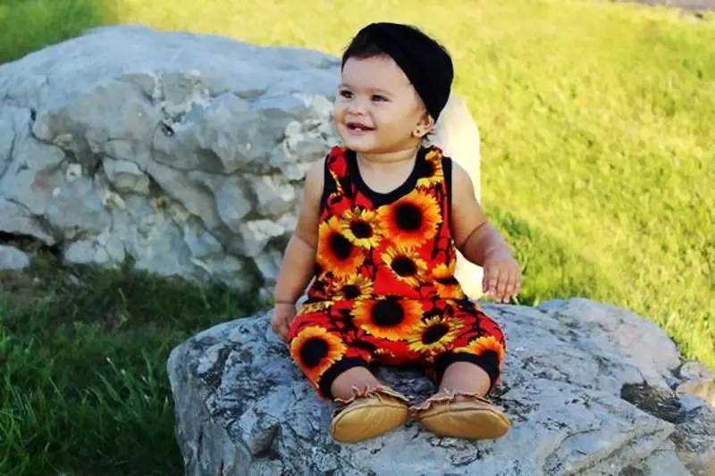 Коллекция 2017 года Летний комбинезон с подсолнухом для маленьких девочек