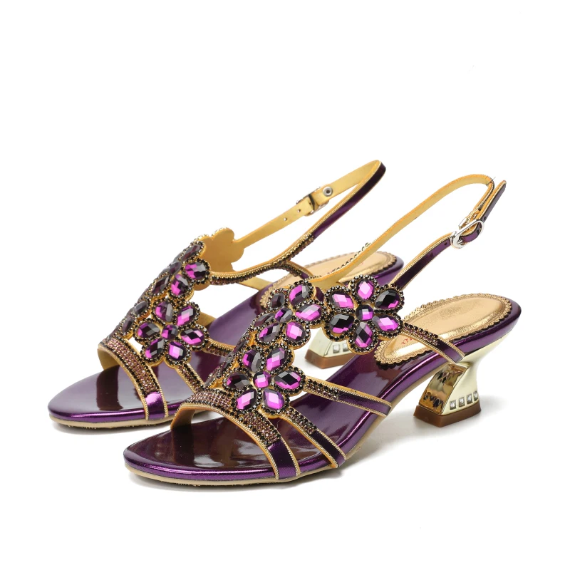 Фиолетовые простые босоножки на толстом каблуке с цветочным узором Нескользящие