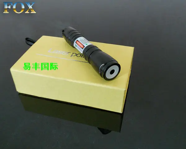 Новый 2000 МВт Зеленая лазерная указка Фокусируемый Зеленый лазер Факел ожог