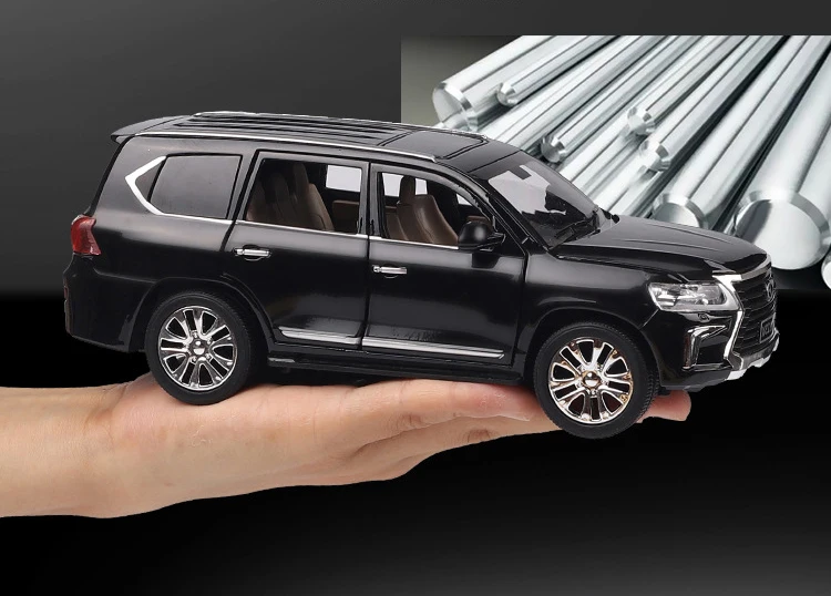 Горячая 1:24 масштабные колеса литой автомобиль toyota lexus suv lx570 металлическая модель с светильник и звуком вытяните назад игрушки коллекция для подарков