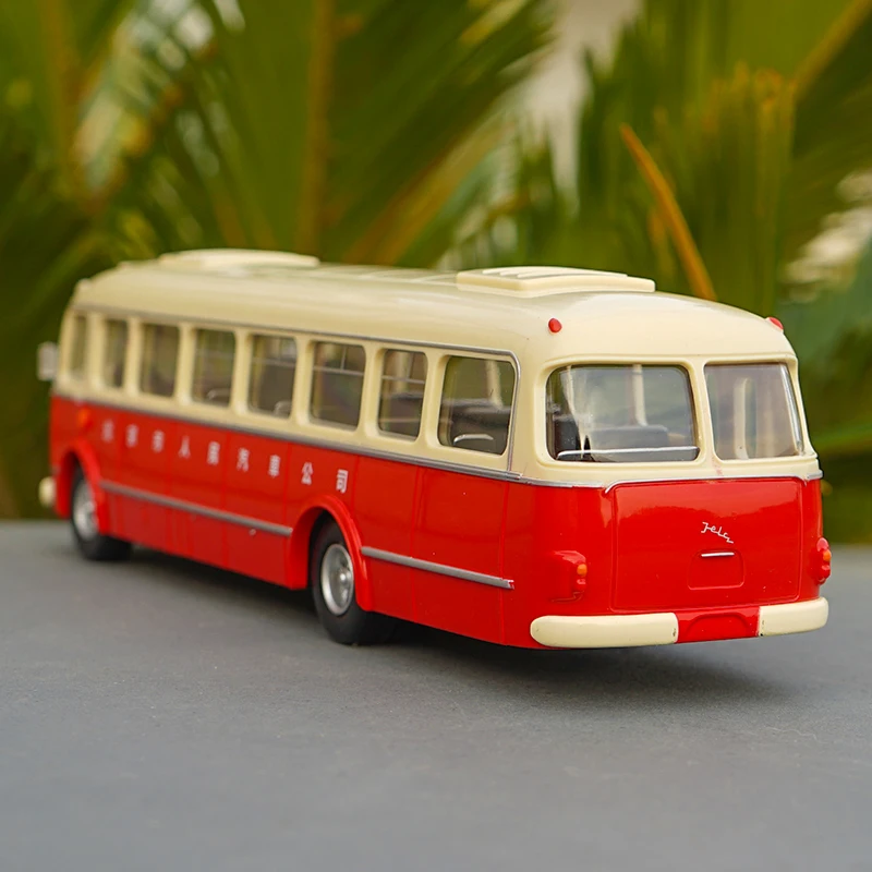 1/43 масштабная модель автомобиля игрушки SKODA OCTAVIA III KROSA литья под давлением